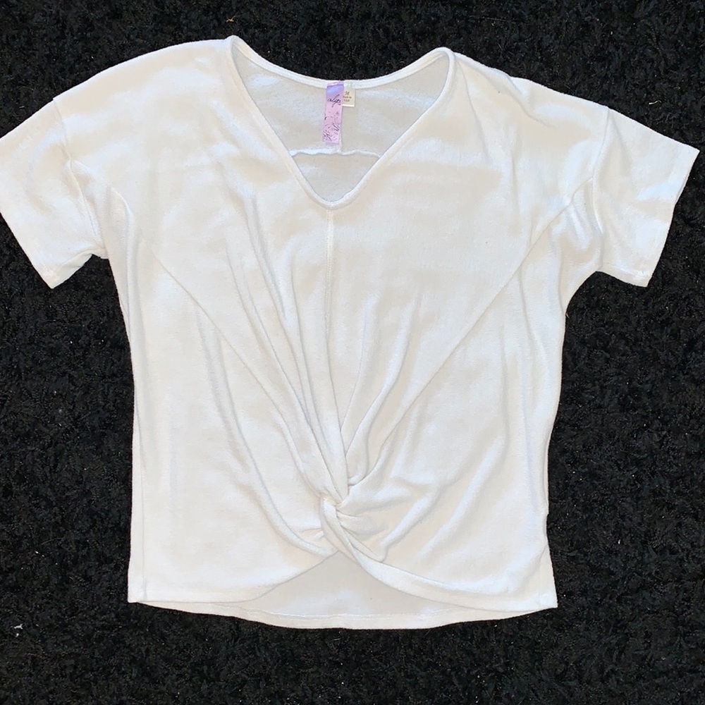 Alya white shirt sleeve top